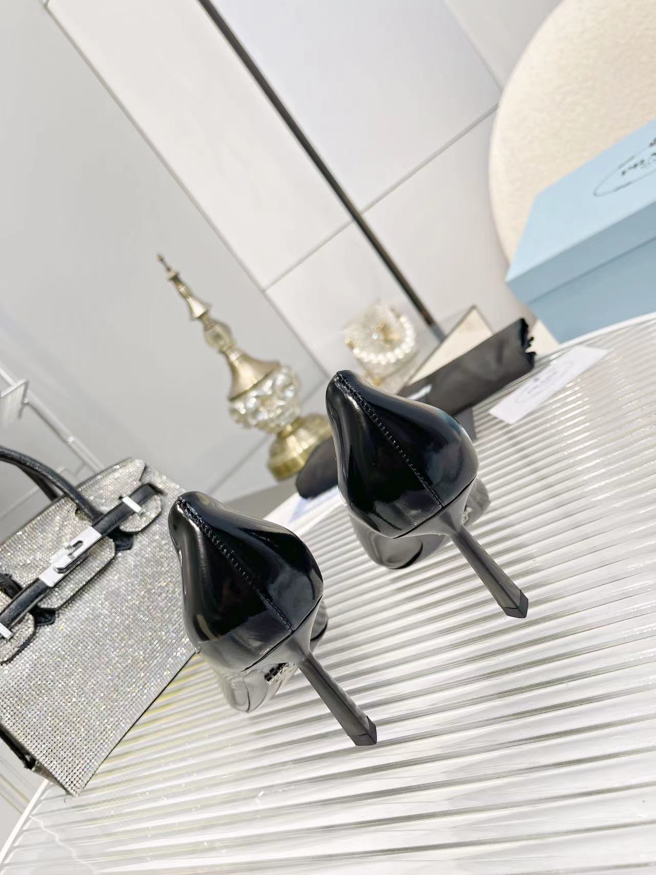 Women's high heels